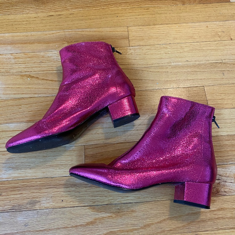 Pink glitter booties!
